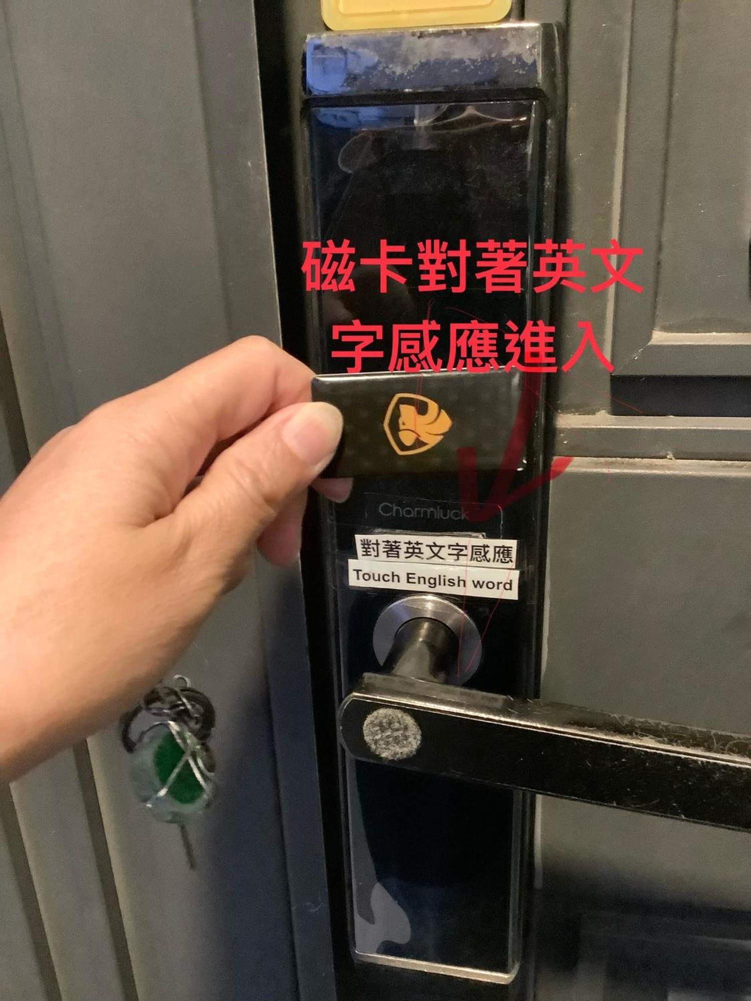 愛旅行民宿&近東大門夜市 Hualien Eksteriør bilde